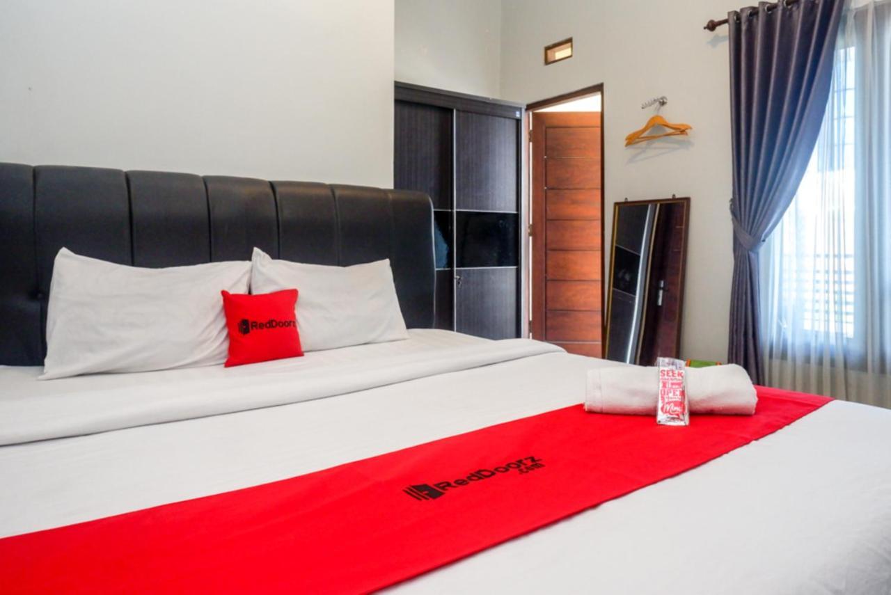 Reddoorz At Mahameru Residence Yogyakarta Kejayan Exteriör bild