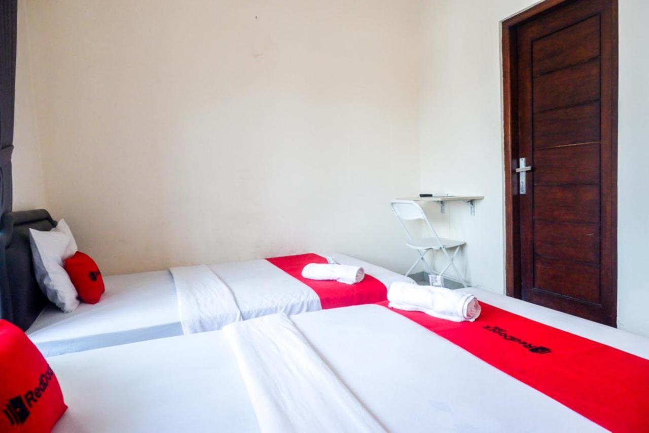 Reddoorz At Mahameru Residence Yogyakarta Kejayan Exteriör bild