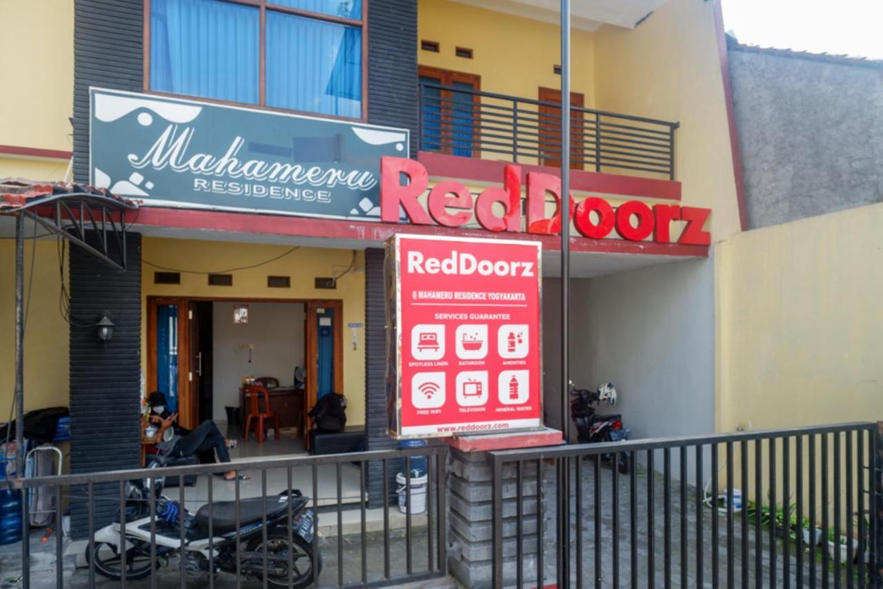 Reddoorz At Mahameru Residence Yogyakarta Kejayan Exteriör bild