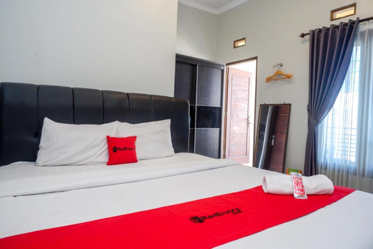 Reddoorz At Mahameru Residence Yogyakarta Kejayan Exteriör bild