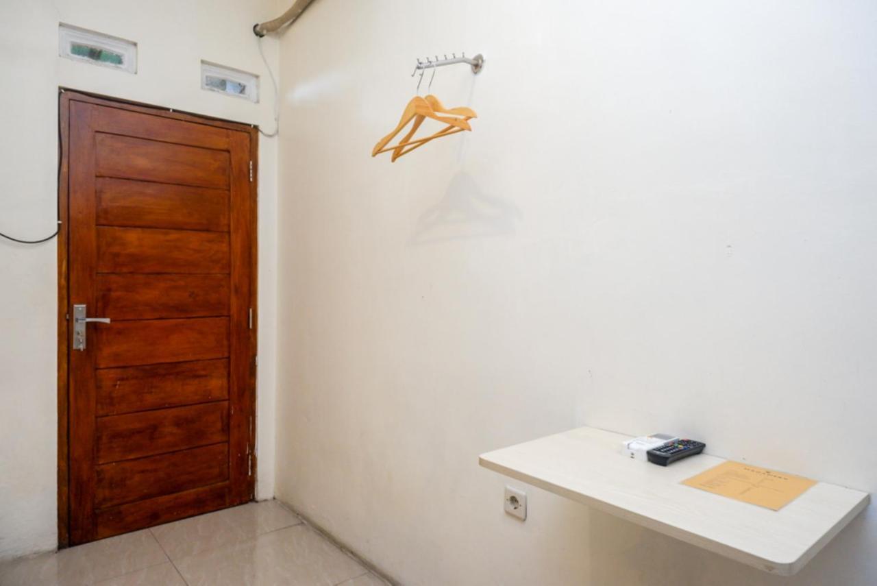 Reddoorz At Mahameru Residence Yogyakarta Kejayan Exteriör bild