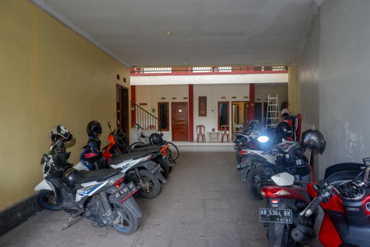 Reddoorz At Mahameru Residence Yogyakarta Kejayan Exteriör bild