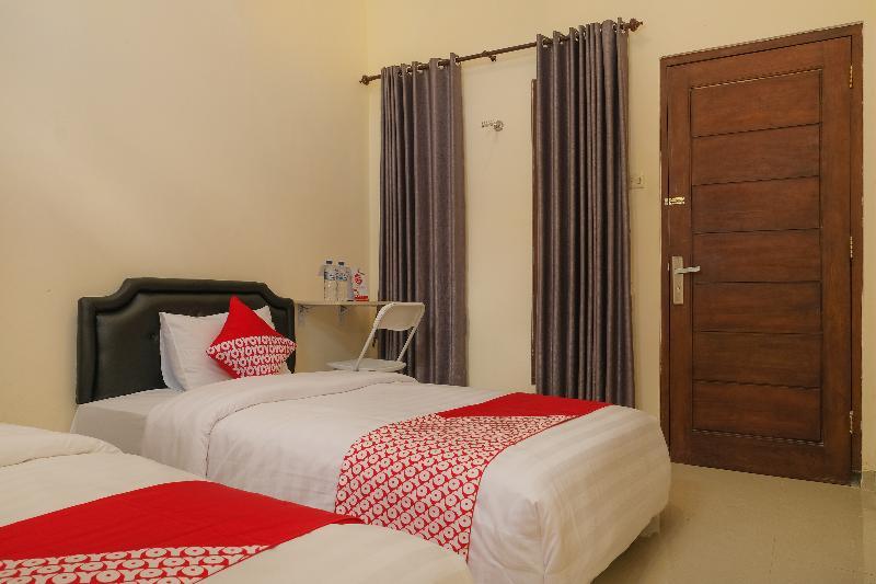 Reddoorz At Mahameru Residence Yogyakarta Kejayan Exteriör bild